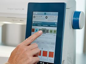 Lifestyle image for DESIGNER SAPPHIRE 85 Campaign